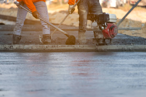 Best Concrete Pool Decks in Medfd, OR